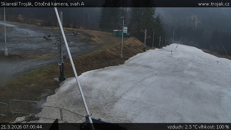 Skiareál Troják - Otočná kamera, svah A - 21.3.2026 v 07:00