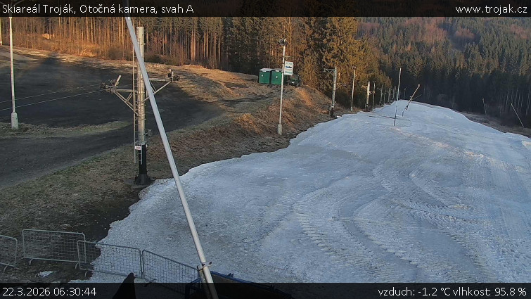 Skiareál Troják - Otočná kamera, svah A - 22.3.2026 v 06:30
