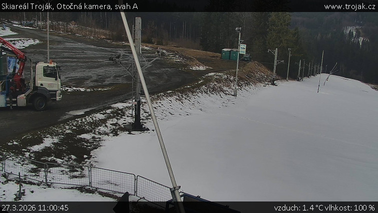Skiareál Troják - Otočná kamera, svah A - 27.3.2026 v 11:00