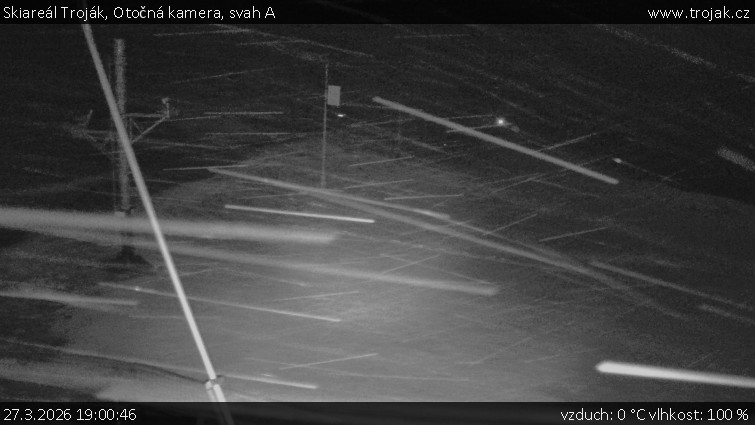 Skiareál Troják - Otočná kamera, svah A - 27.3.2026 v 19:00
