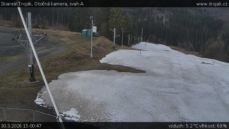 Skiareál Troják - Otočná kamera, svah A - 30.3.2026 v 15:00
