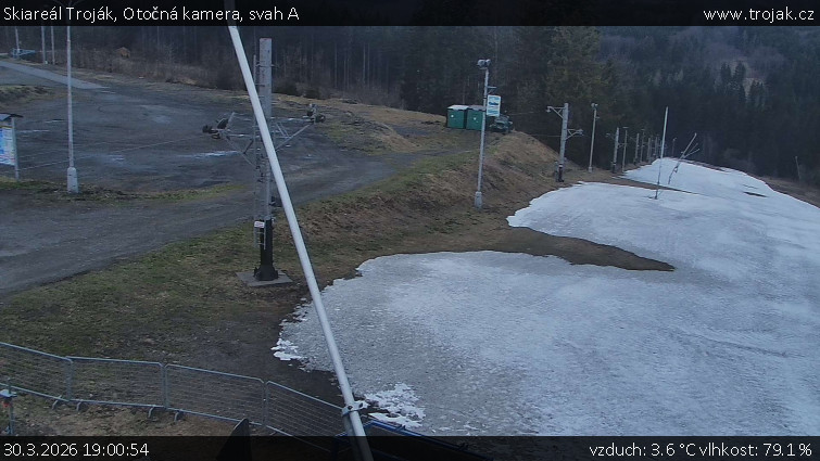 Skiareál Troják - Otočná kamera, svah A - 30.3.2026 v 19:00