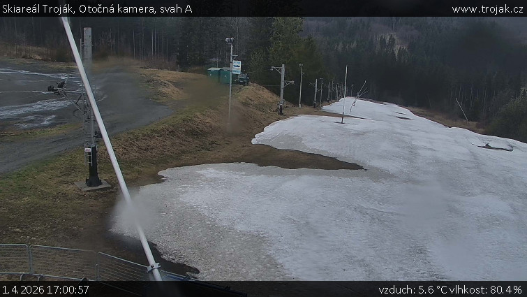 Skiareál Troják - Otočná kamera, svah A - 1.4.2026 v 17:00