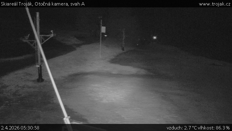 Skiareál Troják - Otočná kamera, svah A - 2.4.2026 v 05:30