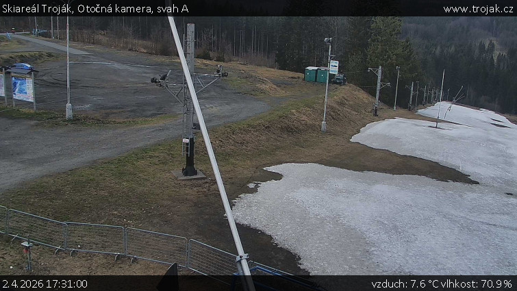 Skiareál Troják - Otočná kamera, svah A - 2.4.2026 v 17:31