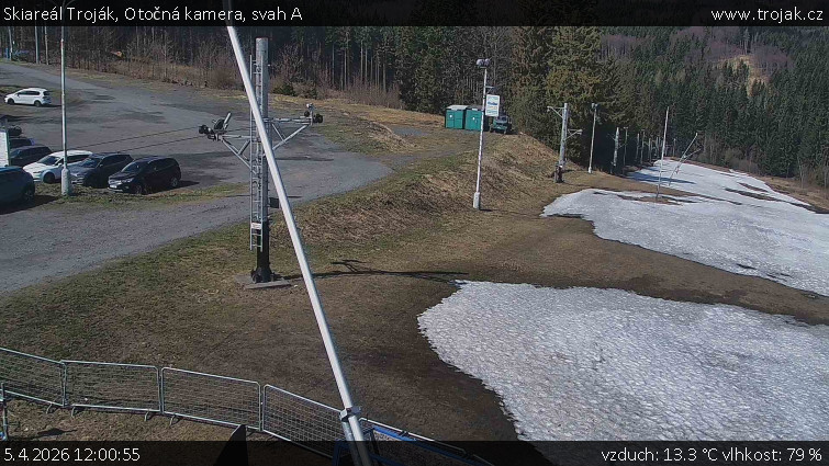 Skiareál Troják - Otočná kamera, svah A - 5.4.2026 v 12:00