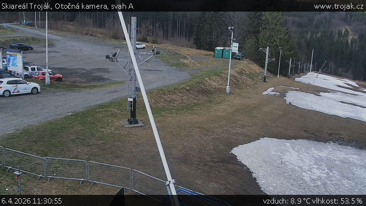 Skiareál Troják - Otočná kamera, svah A - 6.4.2026 v 11:30