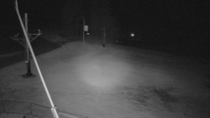 Skiareál Troják - Otočná kamera, svah A - 14.4.2026 v 00:00