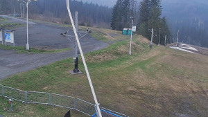 Skiareál Troják - Otočná kamera, svah A - 16.4.2026 v 08:30 Skiareál Troják - Otočná kamera, svah A - 16.4.2026 v 08:30