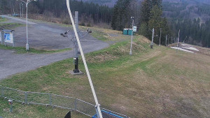 Skiareál Troják - Otočná kamera, svah A - 16.4.2026 v 15:30 Skiareál Troják - Otočná kamera, svah A - 16.4.2026 v 15:30