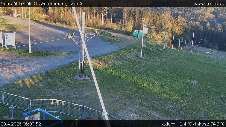 Skiareál Troják - Otočná kamera, svah A - 30.4.2026 v 06:00
