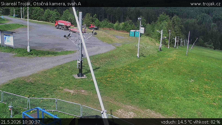 Skiareál Troják - Otočná kamera, svah A - 21.5.2026 v 10:30