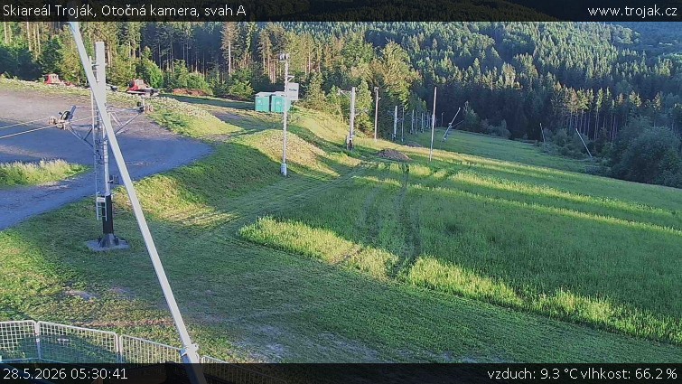 Skiareál Troják - Otočná kamera, svah A - 28.5.2026 v 05:30