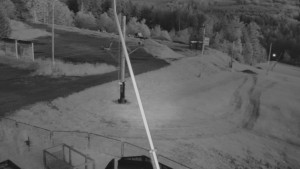 Skiareál Troják - Otočná kamera, svah A - 8.6.2026 v 04:00 Skiareál Troják - Otočná kamera, svah A - 8.6.2026 v 04:00