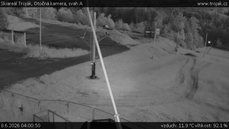 Skiareál Troják - Otočná kamera, svah A - 8.6.2026 v 04:00