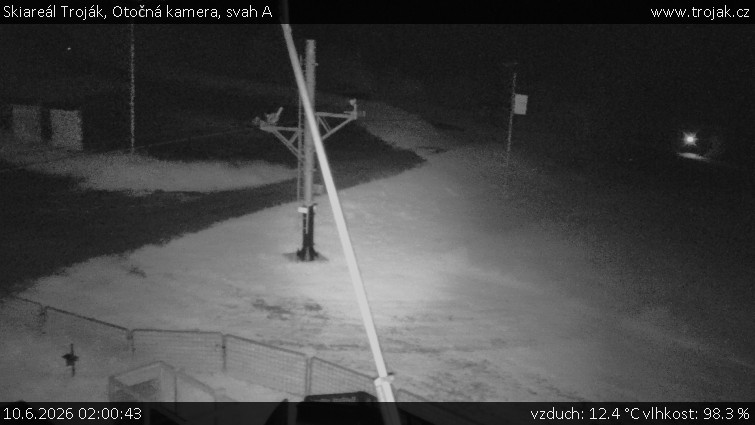 Skiareál Troják - Otočná kamera, svah A - 10.6.2026 v 02:00