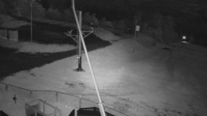 Skiareál Troják - Otočná kamera, svah A - 12.6.2026 v 03:30 Skiareál Troják - Otočná kamera, svah A - 12.6.2026 v 03:30