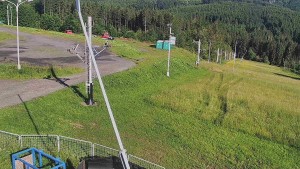 Skiareál Troják - Otočná kamera, svah A - 12.6.2026 v 07:30 Skiareál Troják - Otočná kamera, svah A - 12.6.2026 v 07:30