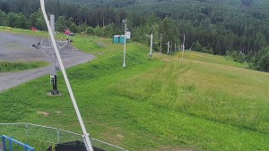 Skiareál Troják - Otočná kamera, svah A - 12.6.2026 v 14:00 Skiareál Troják - Otočná kamera, svah A - 12.6.2026 v 14:00