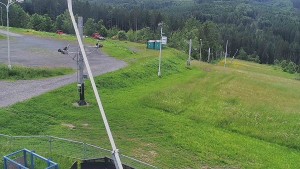 Skiareál Troják - Otočná kamera, svah A - 12.6.2026 v 16:30 Skiareál Troják - Otočná kamera, svah A - 12.6.2026 v 16:30
