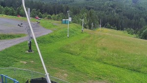 Skiareál Troják - Otočná kamera, svah A - 12.6.2026 v 17:30 Skiareál Troják - Otočná kamera, svah A - 12.6.2026 v 17:30