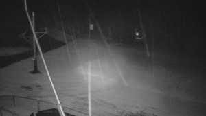 Skiareál Troják - Otočná kamera, svah A - 13.6.2026 v 01:30
