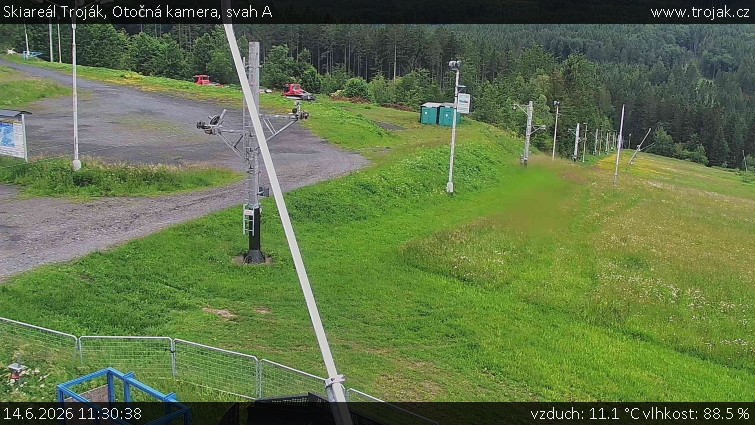 Skiareál Troják - Otočná kamera, svah A - 14.6.2026 v 11:30