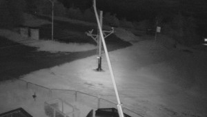 Skiareál Troják - Otočná kamera, svah A - 16.6.2026 v 03:30 Skiareál Troják - Otočná kamera, svah A - 16.6.2026 v 03:30