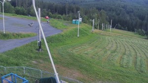 Ośrodek narciarski Troják - Obrotowa kamera, stok A - 24.6.2026 v 04:30 Ośrodek narciarski Troják - Obrotowa kamera, stok A - 24.6.2026 v 04:30