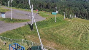 Ośrodek narciarski Troják - Obrotowa kamera, stok A - 24.6.2026 v 08:30 Ośrodek narciarski Troják - Obrotowa kamera, stok A - 24.6.2026 v 08:30