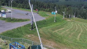 Ośrodek narciarski Troják - Obrotowa kamera, stok A - 24.6.2026 v 10:30 Ośrodek narciarski Troják - Obrotowa kamera, stok A - 24.6.2026 v 10:30