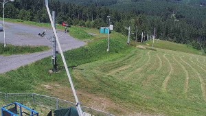 Ośrodek narciarski Troják - Obrotowa kamera, stok A - 24.6.2026 v 11:30 Ośrodek narciarski Troják - Obrotowa kamera, stok A - 24.6.2026 v 11:30