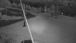 Skiareál Troják - Otočná kamera, svah A - 31.7.2026 v 04:30