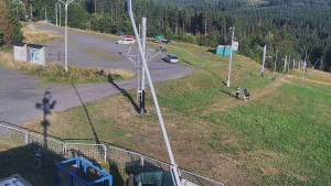 Ośrodek narciarski Troják - Obrotowa kamera, stok A - 8.8.2026 v 07:30 Ośrodek narciarski Troják - Obrotowa kamera, stok A - 8.8.2026 v 07:30