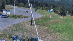 Ośrodek narciarski Troják - Obrotowa kamera, stok A - 8.8.2026 v 12:30 Ośrodek narciarski Troják - Obrotowa kamera, stok A - 8.8.2026 v 12:30