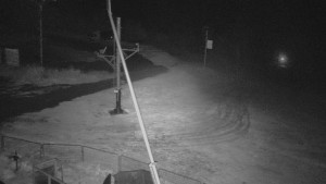 Troják Ski Area - Rotating camera, slope A - 15.9.2026 v 04:30 Troják Ski Area - Rotating camera, slope A - 15.9.2026 v 04:30