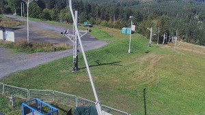 Skiareál Troják - Otočná kamera, svah A - 18.9.2026 v 10:30 Skiareál Troják - Otočná kamera, svah A - 18.9.2026 v 10:30