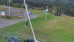 Ośrodek narciarski Troják - Obrotowa kamera, stok A - 23.9.2026 v 11:30 Ośrodek narciarski Troják - Obrotowa kamera, stok A - 23.9.2026 v 11:30