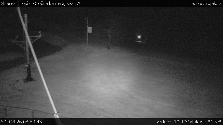 Skiareál Troják - Otočná kamera, svah A - 5.10.2026 v 03:30