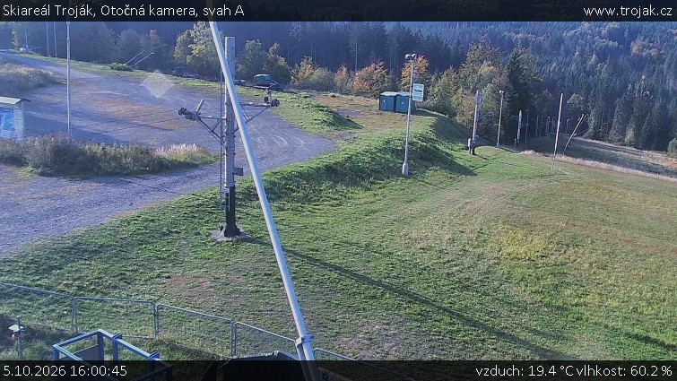Skiareál Troják - Otočná kamera, svah A - 5.10.2026 v 16:00