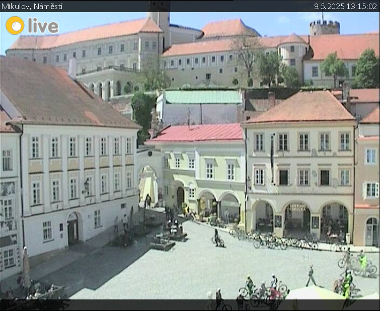 Město Mikulov - Mikulov, Náměstí - 9.5.2025 v 13:15 Město Mikulov - Mikulov, Náměstí - 9.5.2025 v 13:15