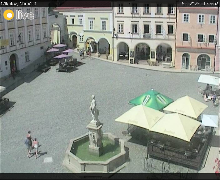 Město Mikulov - Mikulov, Náměstí - 6.7.2025 v 11:45 Město Mikulov - Mikulov, Náměstí - 6.7.2025 v 11:45