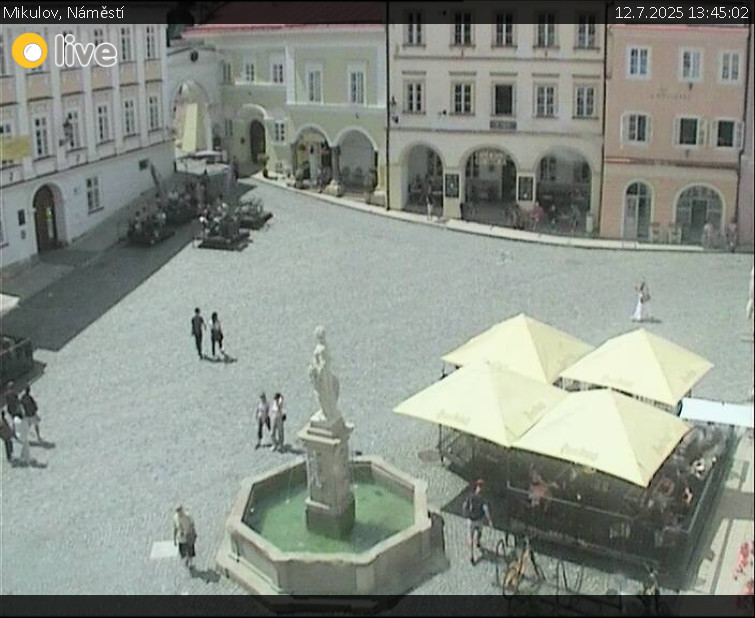Město Mikulov - Mikulov, Náměstí - 12.7.2025 v 13:45 Město Mikulov - Mikulov, Náměstí - 12.7.2025 v 13:45