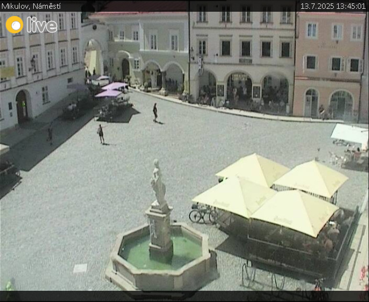 Město Mikulov - Mikulov, Náměstí - 13.7.2025 v 13:45 Město Mikulov - Mikulov, Náměstí - 13.7.2025 v 13:45