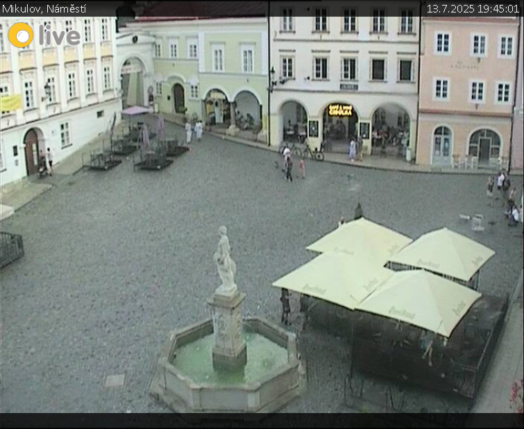 Město Mikulov - Mikulov, Náměstí - 13.7.2025 v 19:45 Město Mikulov - Mikulov, Náměstí - 13.7.2025 v 19:45