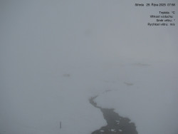 Luční bouda, pramen Bílého Labe