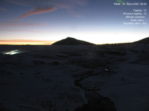 Luční bouda - Luční bouda, pramen Bílého Labe - 31.10.2025 v 05:45 Luční bouda - Luční bouda, pramen Bílého Labe - 31.10.2025 v 05:45