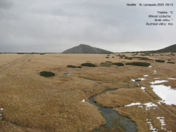 Luční bouda, pramen Bílého Labe