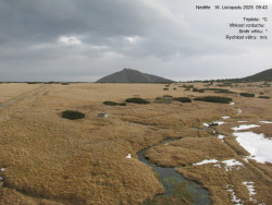 Luční bouda, pramen Bílého Labe