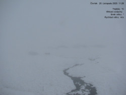 Luční bouda, pramen Bílého Labe